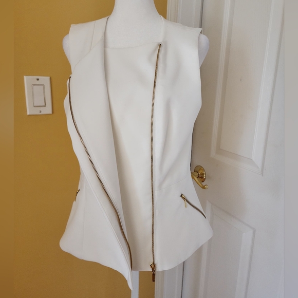 XOXO Top - Picture 3 of 8